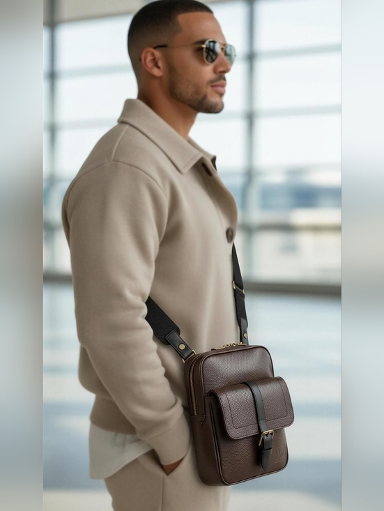 Louis Vuitton Other - Louis Vuitton Iroquois Utah Brown Leather Messenger Bag Crossbody France ✨ Rare